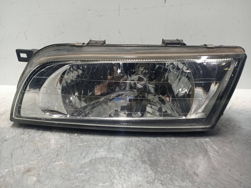 Recambio de faro izquierdo para nissan almera (n15) referencia OEM IAM    Recambio de faro izquierdo para nissan almera (n15) referencia OEM IAM
