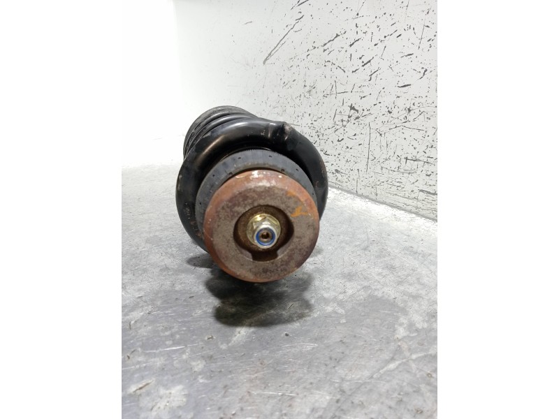 Recambio de amortiguador delantero derecho para ford puma (cce) 1.4 referencia OEM IAM   