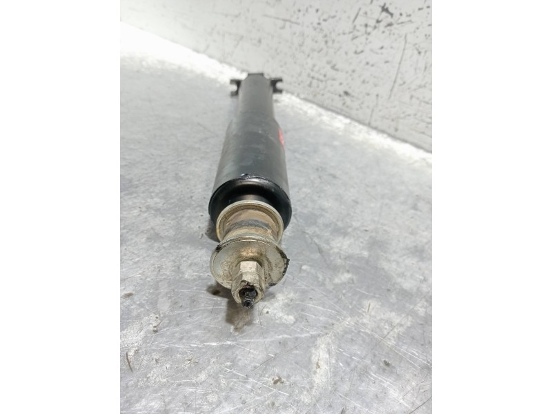 Recambio de amortiguador trasero derecho para mitsubishi montero (l040) 2500 td (2-ptas.) referencia OEM IAM   