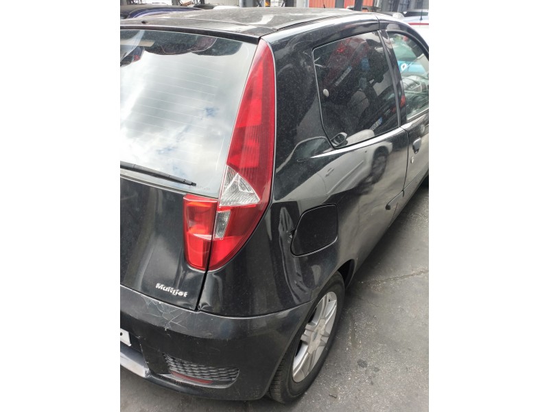 fiat punto berlina (188) del año 2005