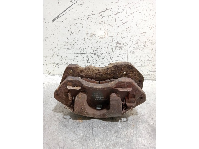 Recambio de pinza freno delantera izquierda para mitsubishi montero (l040) 2500 td (2-ptas.) referencia OEM IAM   