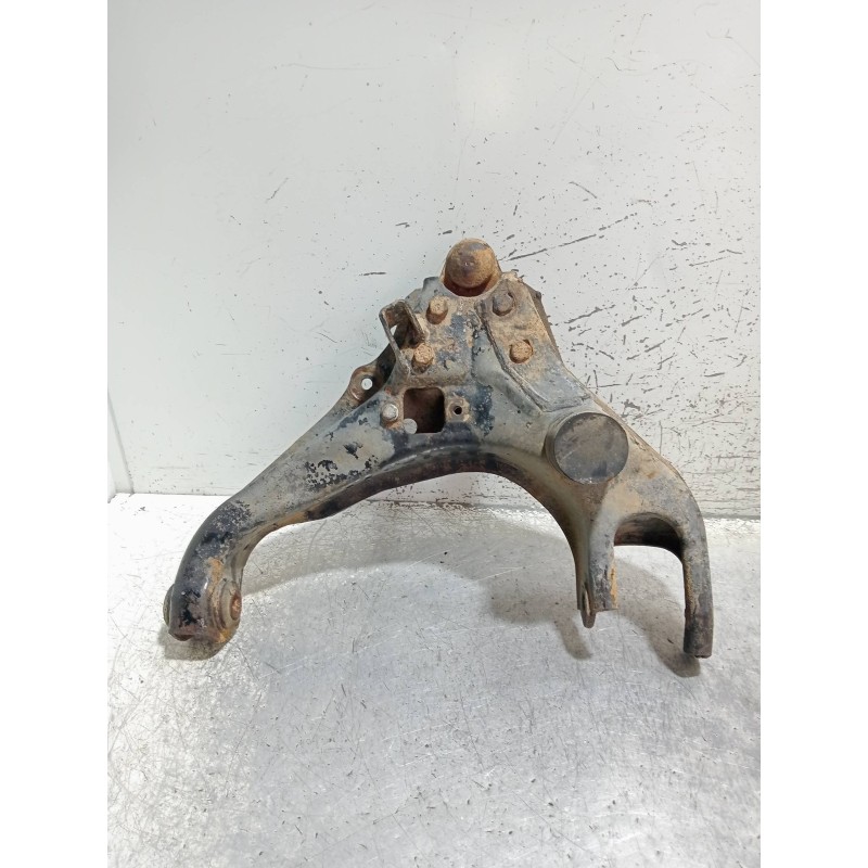 Recambio de brazo suspension inferior delantero derecho para mitsubishi montero (l040) 2500 td (2-ptas.) referencia OEM IAM   