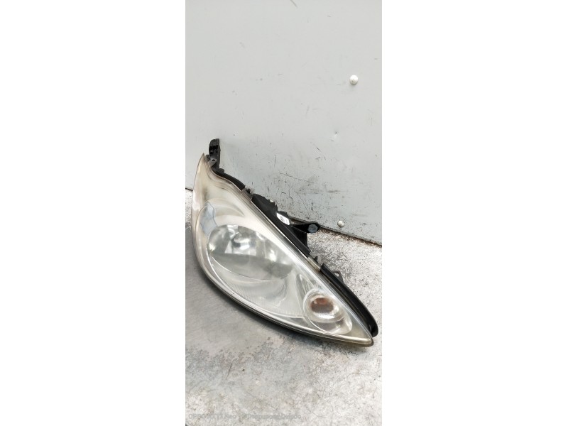 Recambio de faro derecho para ford ka (ccu) titanium referencia OEM IAM   