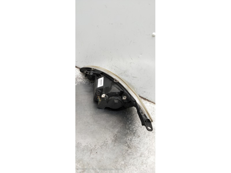 Recambio de faro derecho para ford ka (ccu) titanium referencia OEM IAM   
