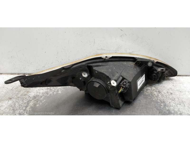 Recambio de faro izquierdo para ford ka (ccu) titanium referencia OEM IAM   