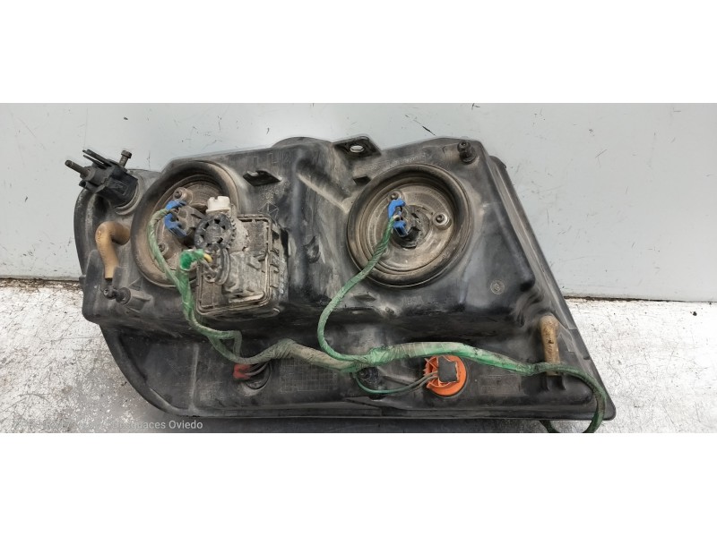 Recambio de faro izquierdo para jeep gr.cherokee (wj/wg) 4.0 limited referencia OEM IAM PPMD30GF10UPPAPMMA  