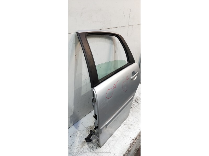 Recambio de puerta trasera izquierda para citroen c3 1.4 16v sensodrive sx plus referencia OEM IAM   5P