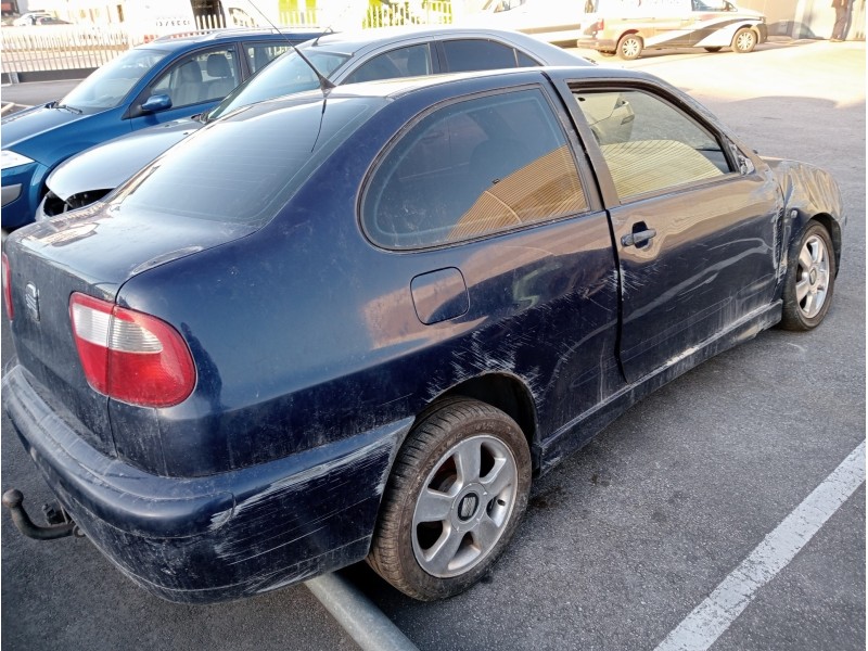 seat cordoba berlina (6k2) del año 2002