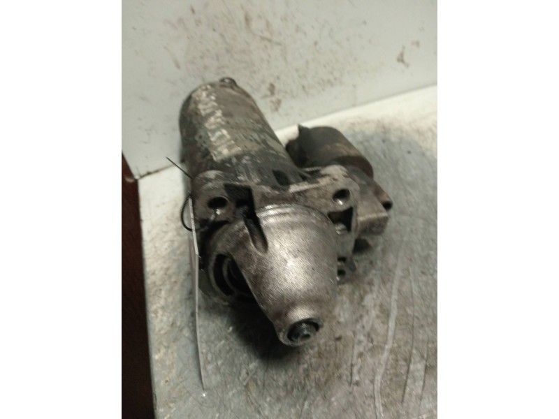 Recambio de motor arranque para ford fiesta berlina básico referencia OEM IAM   