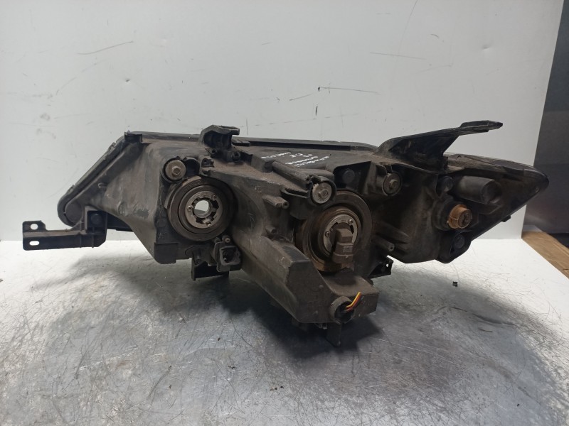 Recambio de faro derecho para mitsubishi outlander (cu0w) referencia OEM IAM    Recambio de faro derecho para mitsubishi outlander (cu0w) referencia OEM IAM