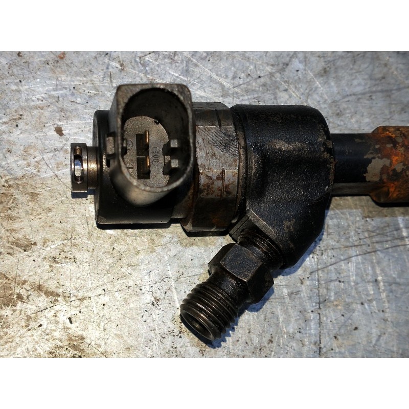 Recambio de inyector para mercedes clase clk (w209) coupe 270 cdi (209.316) referencia OEM IAM 0445110177  BOSCH