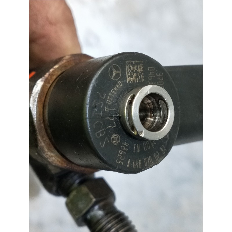 Recambio de inyector para mercedes clase clk (w209) coupe 270 cdi (209.316) referencia OEM IAM 0445110177  BOSCH