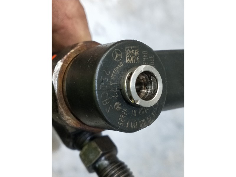 Recambio de inyector para mercedes clase clk (w209) coupe 270 cdi (209.316) referencia OEM IAM 0445110177  BOSCH