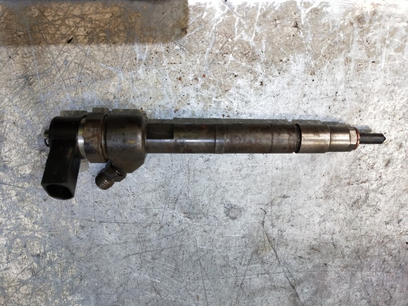 Recambio de inyector para mercedes clase clk (w209) coupe 270 cdi (209.316) referencia OEM IAM 0445110054  BOSCH