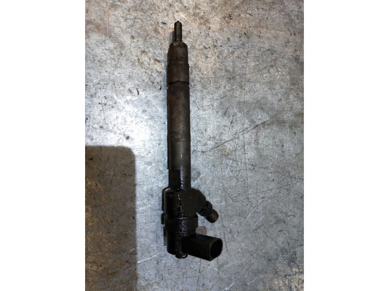 Recambio de inyector para mercedes clase c (w203) sportcoupe c 220 cdi (203.706) referencia OEM IAM 0445110072  BOSCH