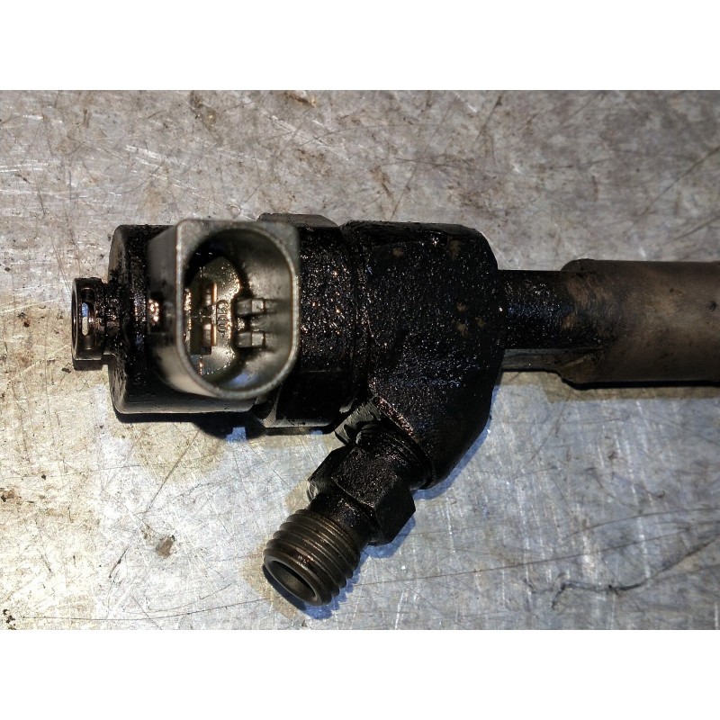 Recambio de inyector para mercedes clase c (w203) sportcoupe c 220 cdi (203.706) referencia OEM IAM 0445110072  BOSCH