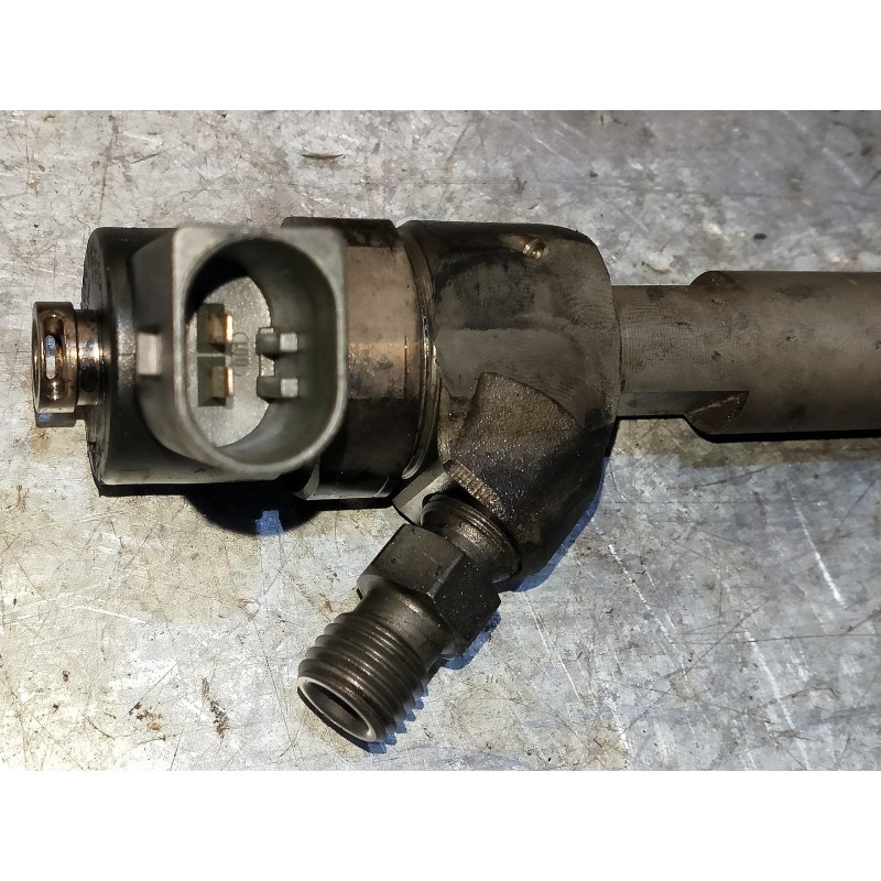 Recambio de inyector para mercedes clase c (w203) sportcoupe c 220 cdi (203.706) referencia OEM IAM 0445110072  BOSCH