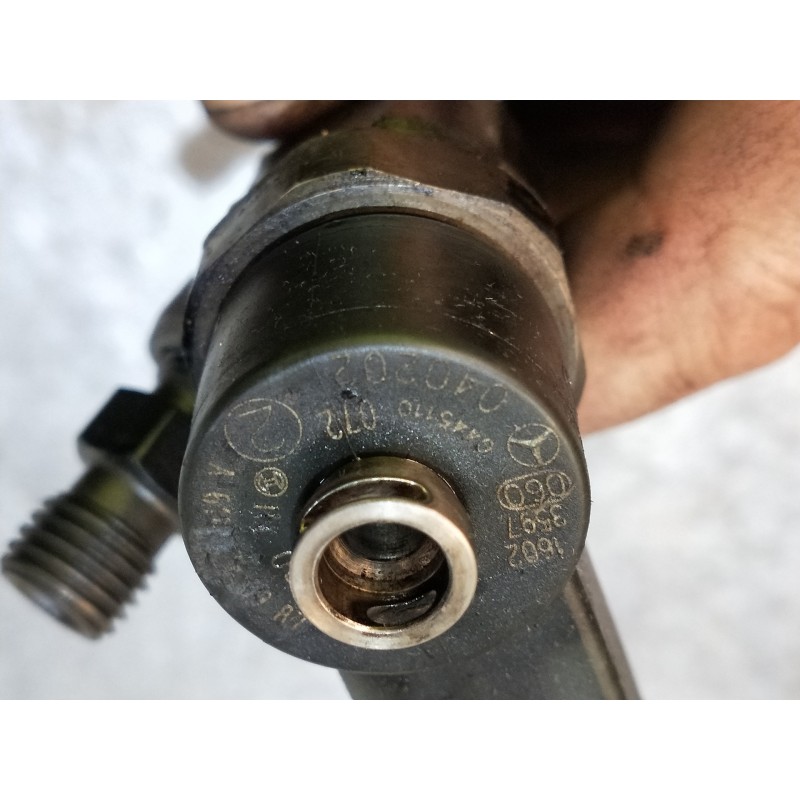 Recambio de inyector para mercedes clase c (w203) sportcoupe c 220 cdi (203.706) referencia OEM IAM 0445110072  BOSCH