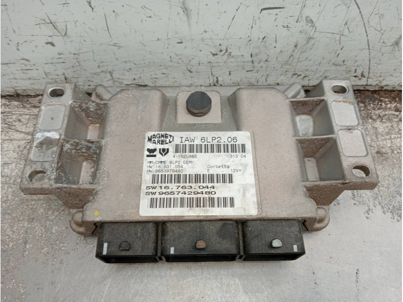 Recambio de centralita motor uce para citroen c3 1.4 16v sensodrive sx plus referencia OEM IAM IAW6LP206 9657429480 16763044