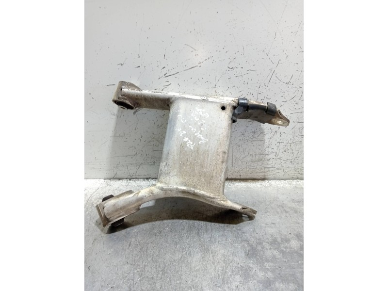 Recambio de brazo suspension inferior delantero derecho para bmw serie 5 berlina (e39) 520d referencia OEM IAM   