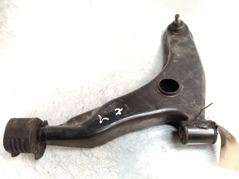 Recambio de brazo suspension inferior delantero izquierdo para mitsubishi carisma berlina 4 (da0) 1.9 turbodiesel referencia OEM