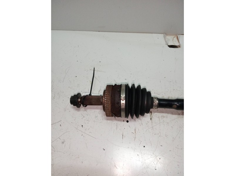 Recambio de transmision delantera derecha para hyundai i40 comfort referencia OEM IAM V05  