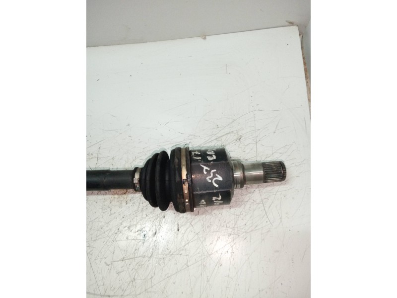 Recambio de transmision delantera derecha para hyundai i40 comfort referencia OEM IAM V05  