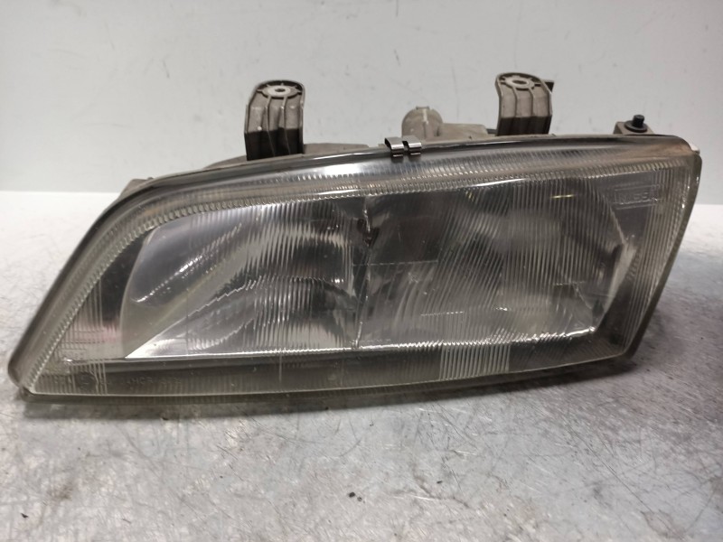 Recambio de faro izquierdo para nissan primera berlina (p11) gx referencia OEM IAM   