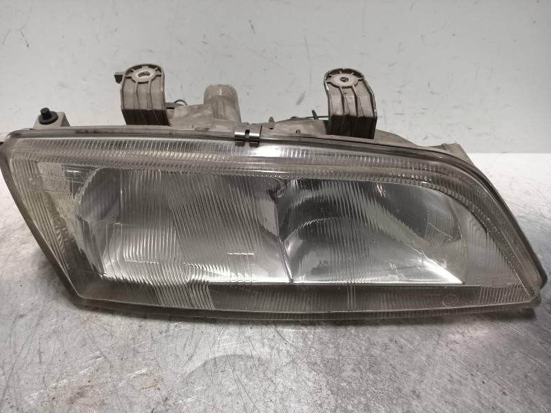 Recambio de faro derecho para nissan primera berlina (p11) gx referencia OEM IAM   