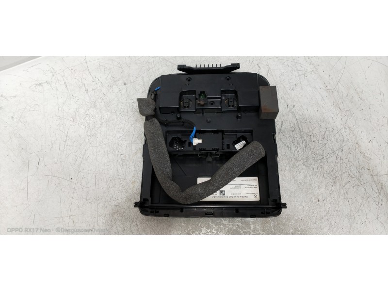 Recambio de luz interior para mercedes sprinter iii furgón fwd 2.1 cdi cat referencia OEM IAM A9109006800 2JM01297373 