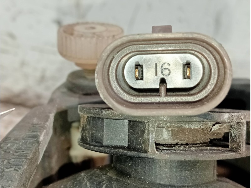 Recambio de faro antiniebla izquierdo para nissan almera (n16/e) comfort referencia OEM IAM 26155BM400 23604701 