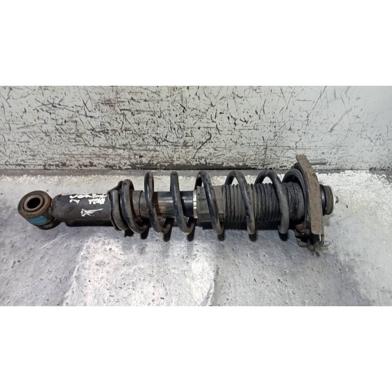 Recambio de amortiguador trasero derecho para toyota corolla verso (r1) 2,2 d-4d sport referencia OEM IAM   