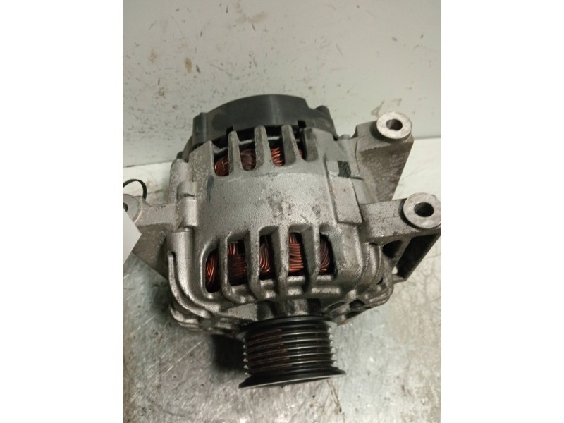 Recambio de alternador para opel astra j lim. 4türig business referencia OEM IAM 13586366  