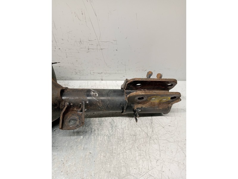 Recambio de amortiguador delantero izquierdo para hyundai santa fe (sm) 2.0 gls crdi referencia OEM IAM   