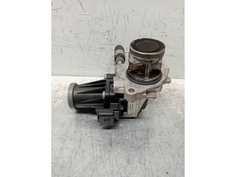 Recambio de valvula egr para ford transit connect combi 220 l1 ambiente referencia OEM IAM 9813063580 50563917 