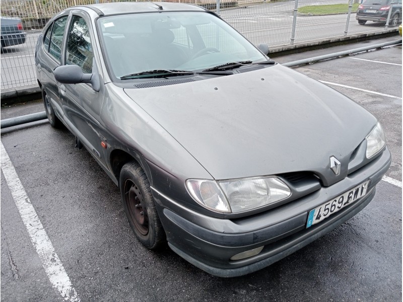 renault megane i berlina hatchback (ba0) del año 1997