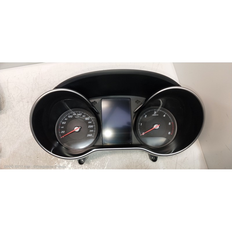 Recambio de cuadro instrumentos para mercedes clase c (w205) lim. 2.1 cdi cat referencia OEM IAM A2059001018 A2C98481600 A205901