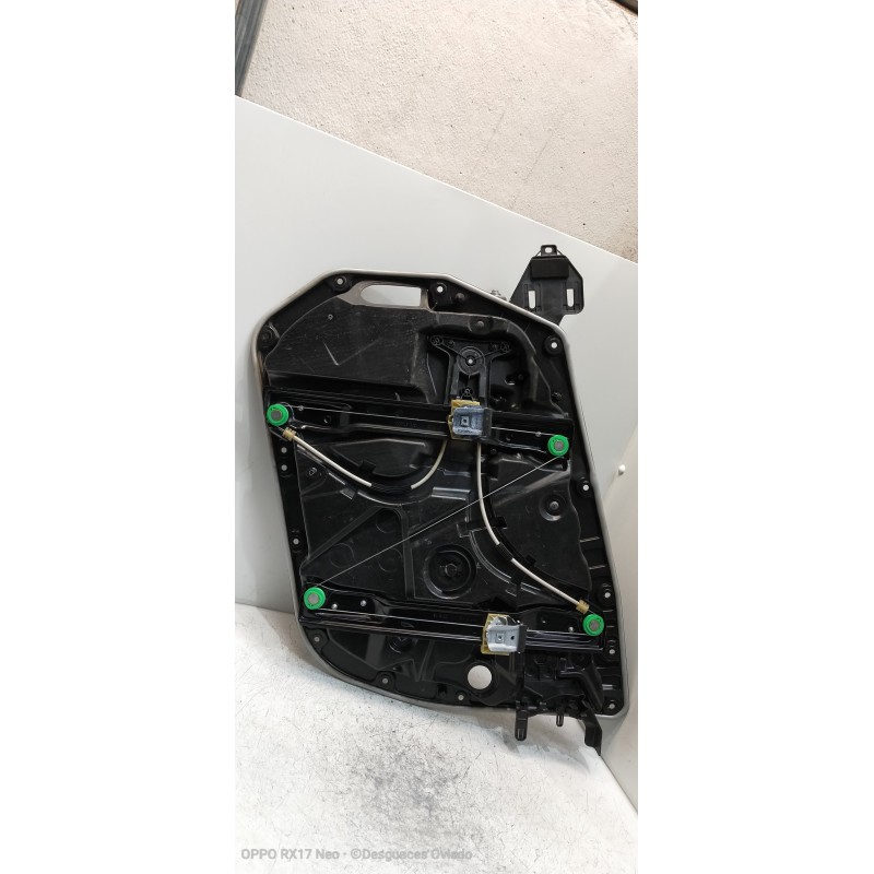 Recambio de elevalunas delantero izquierdo para mercedes clase c (w205) lim. 2.1 cdi cat referencia OEM IAM A2057200179 A0997202