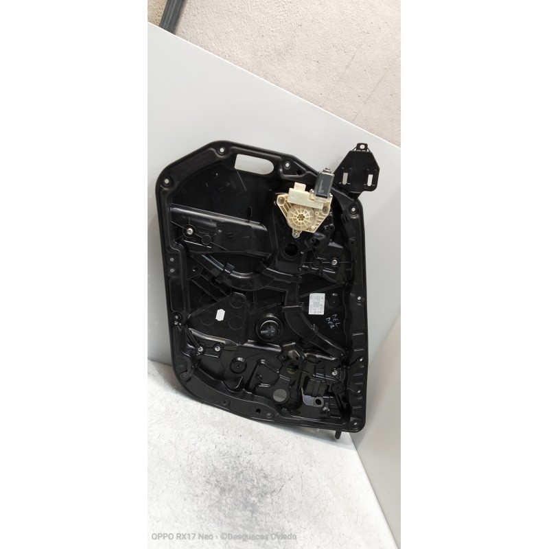 Recambio de elevalunas delantero derecho para mercedes clase c (w205) lim. 2.1 cdi cat referencia OEM IAM A2057200279 A205906011