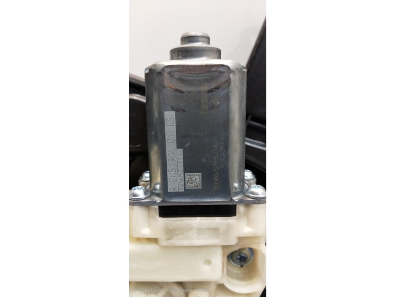 Recambio de elevalunas delantero derecho para mercedes clase c (w205) lim. 2.1 cdi cat referencia OEM IAM A2057200279 A205906011