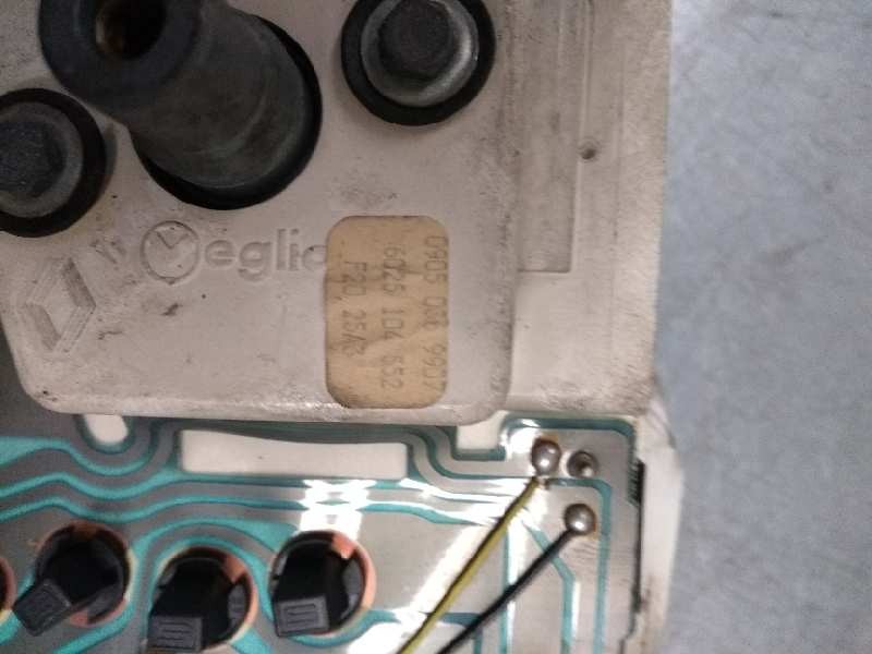 Recambio de cuadro instrumentos para renault espace (j63) 2.1 turbodiesel referencia OEM IAM 09050369907 6025104552  Recambio de cuadro instrumentos para renault espace (j63) 2.1 turbodiesel referencia OEM IAM 09050369907 6025104552