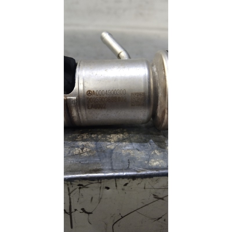 Recambio de inyector para mercedes sprinter iii furgón fwd 2.1 cdi cat referencia OEM IAM A0004900300 EA6002 ADBLUE