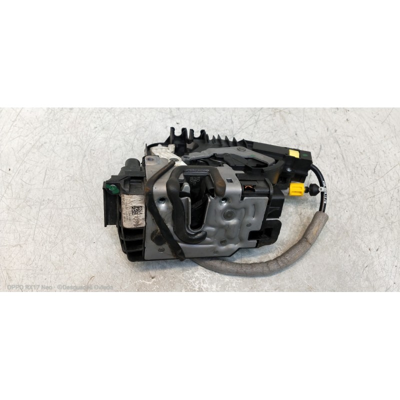 Recambio de motor cierre centralizado delantero izquierdo para mercedes clase c (w205) lim. 2.1 cdi cat referencia OEM IAM A0997