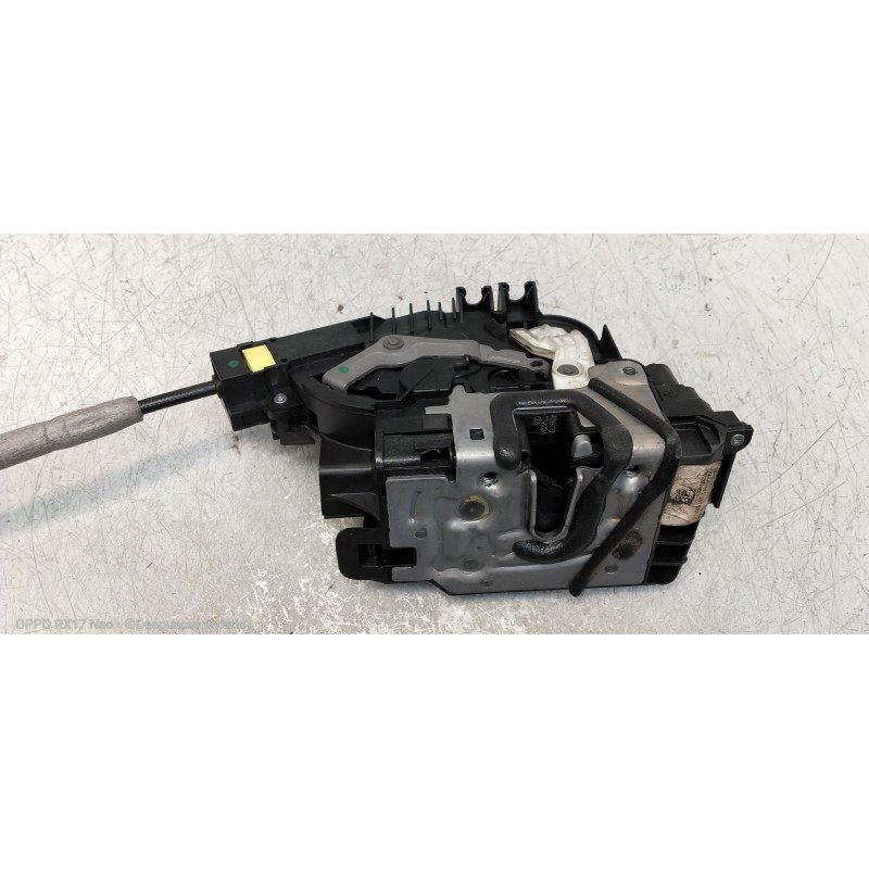 Recambio de motor cierre centralizado delantero derecho para mercedes clase c (w205) lim. 2.1 cdi cat referencia OEM IAM A099720