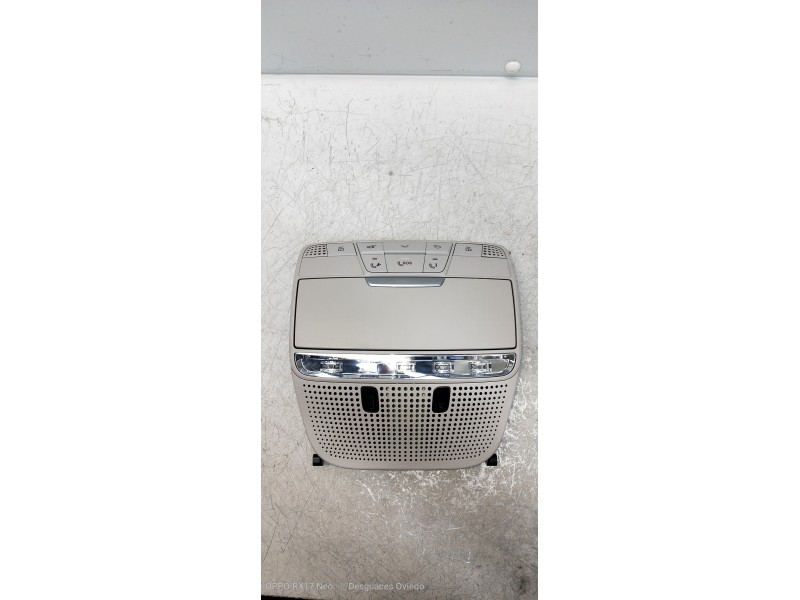 Recambio de luz interior para mercedes clase c (w205) lim. 2.1 cdi cat referencia OEM IAM A0009062305 A0008274623 3OS1011987005 