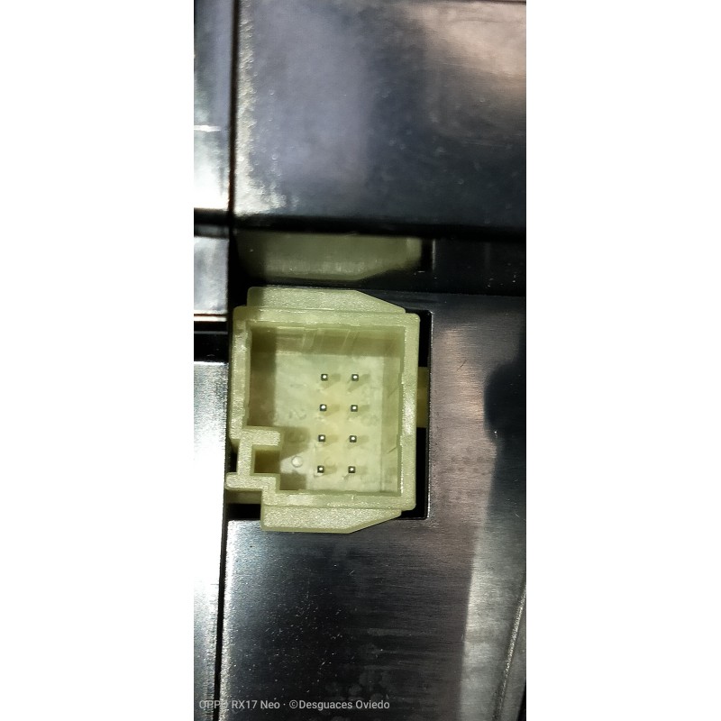 Recambio de luz interior para mercedes clase c (w205) lim. 2.1 cdi cat referencia OEM IAM A0009062305 A0008274623 3OS1011987005 