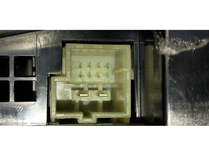 Recambio de luz interior para mercedes clase c (w205) lim. 2.1 cdi cat referencia OEM IAM A0009062305 A0008274623 3OS1011987005 