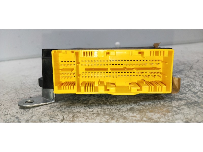 Recambio de centralita airbag para mercedes clase c (w205) lim. 2.1 cdi cat referencia OEM IAM A2059008618 A2059018308 A2C927040