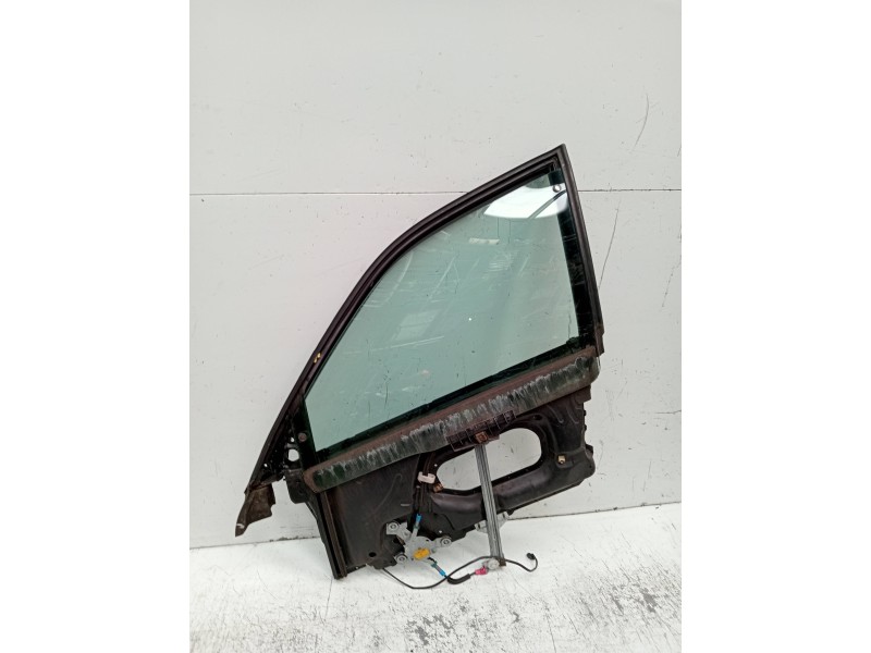 Recambio de elevalunas delantero izquierdo para audi a6 berlina (c4) 2.8 referencia OEM IAM 4A0837461A  4P