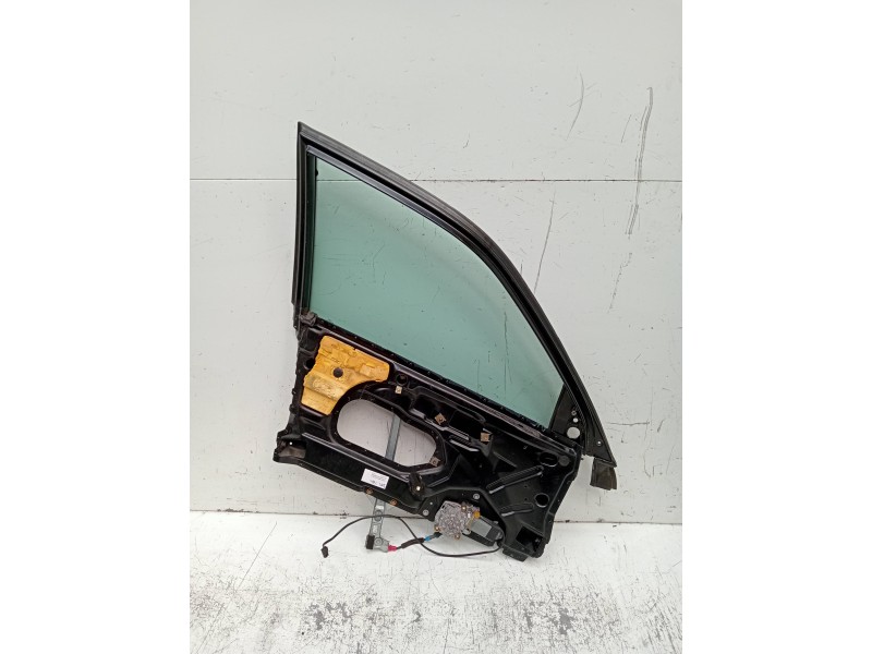 Recambio de elevalunas delantero izquierdo para audi a6 berlina (c4) 2.8 referencia OEM IAM 4A0837461A  4P